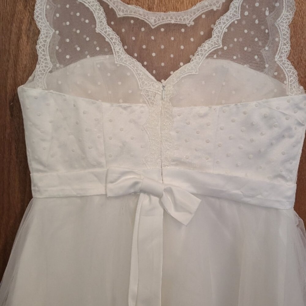 Ivory Lace Yoke Tulle A-Line Dress - Picture 2 of 7